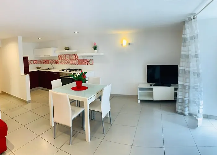 Casa Marilisa * Майори